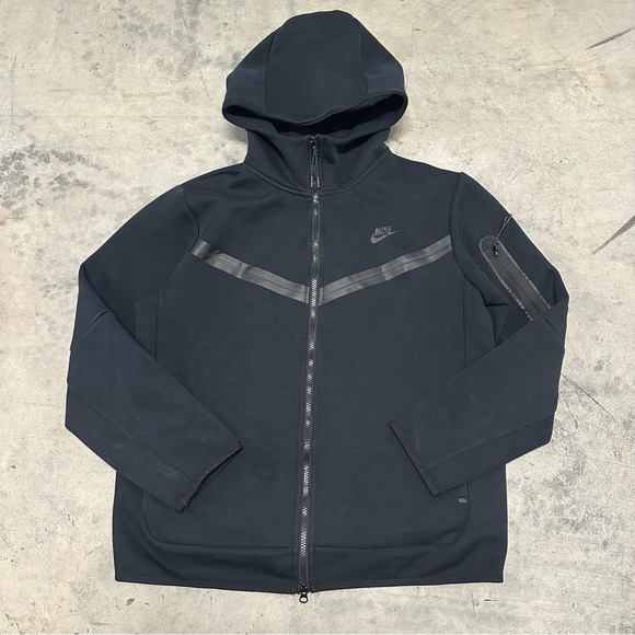 Nike Other - Nike Tech Fleece Black Hoodie Large